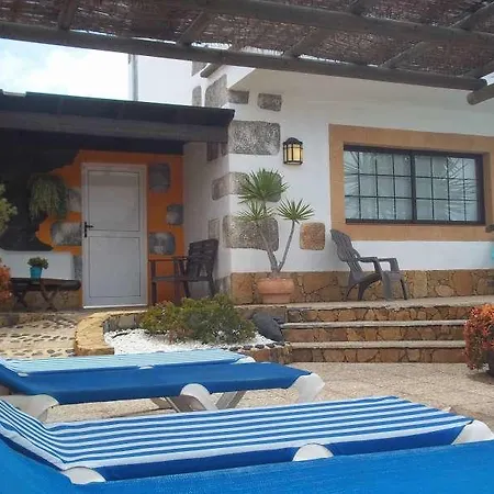 Vila Hartystik Teguise (Lanzarote)